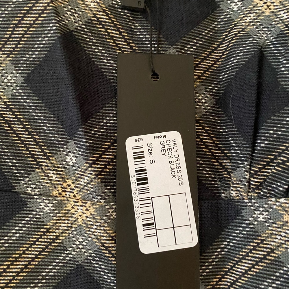 NWT MOTEL ROCKS DRESS - Picture 2 of 6